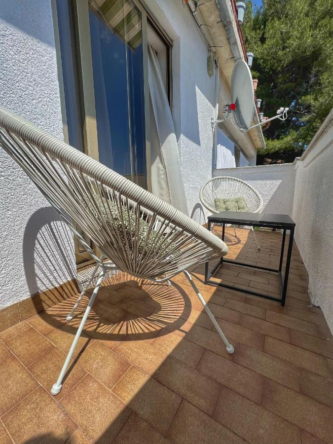 Apartmani Mia Palit Exterior photo